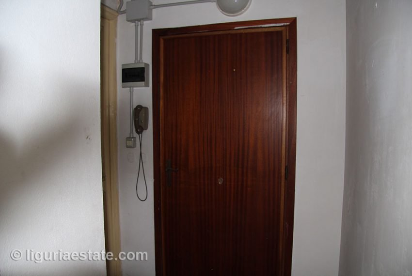apartment-for-sale-90-010-04