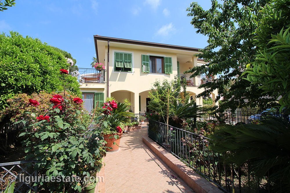 Villa for sale 428 m²