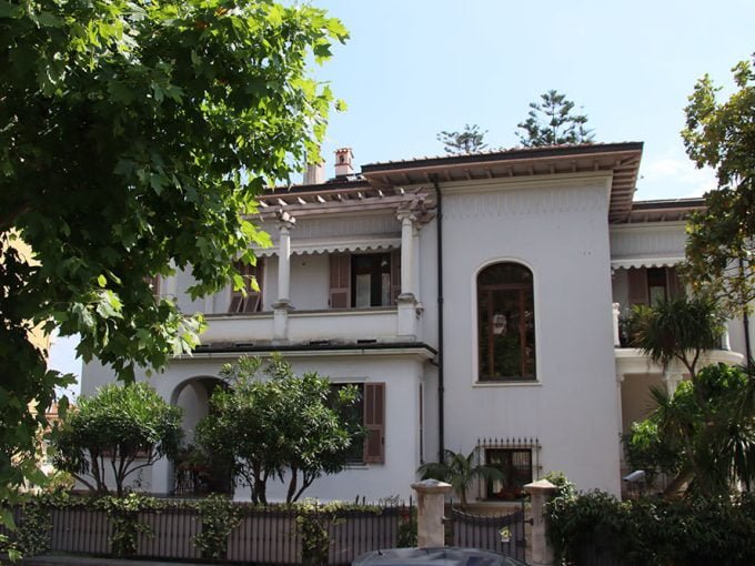 Bordighera Liguria villa for sale 1000 41913 000 tumb