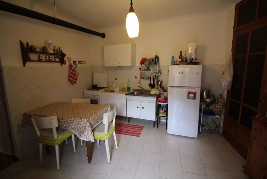 Apricale liguria apartment for sale 70 imp 44045 010