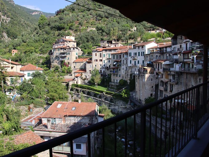 Rocchetta nervina liguria apartment for sale 135 imp 44051 038