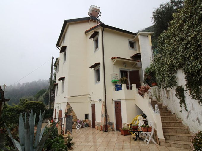 Camporosso Liguria country house for sale 130 imp 44060 002 tumb