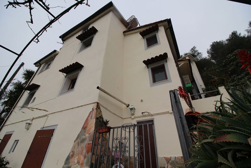 Camporosso liguria country house for sale 130 imp 44060 007