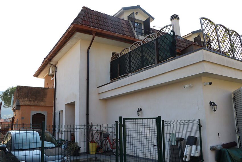 Camporosso liguria apartment for sale le 45003 039