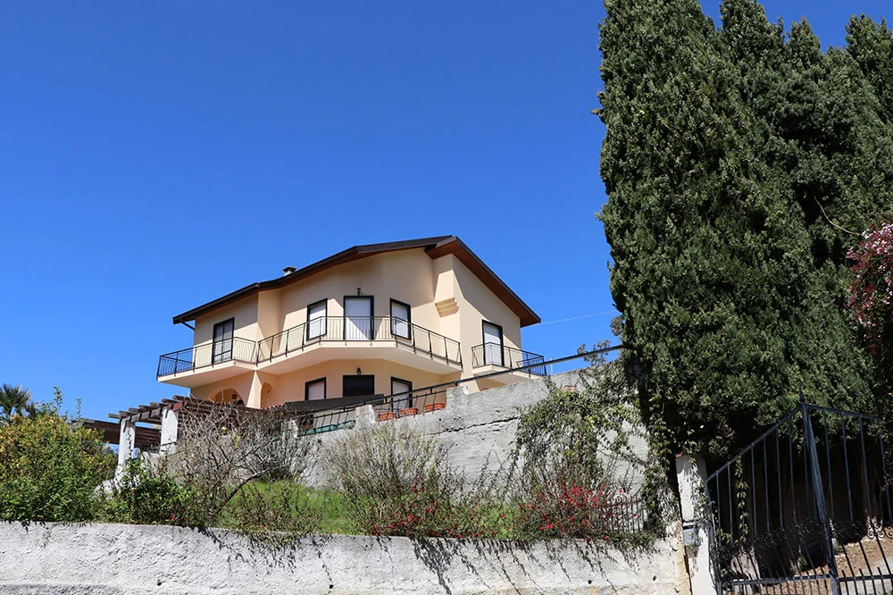 Bussana Liguria villa for sale le 45011 000 1