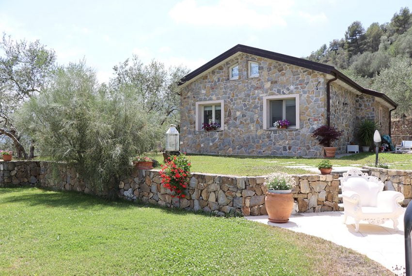 Dolceacqua liguria country house for sale le 45019 031