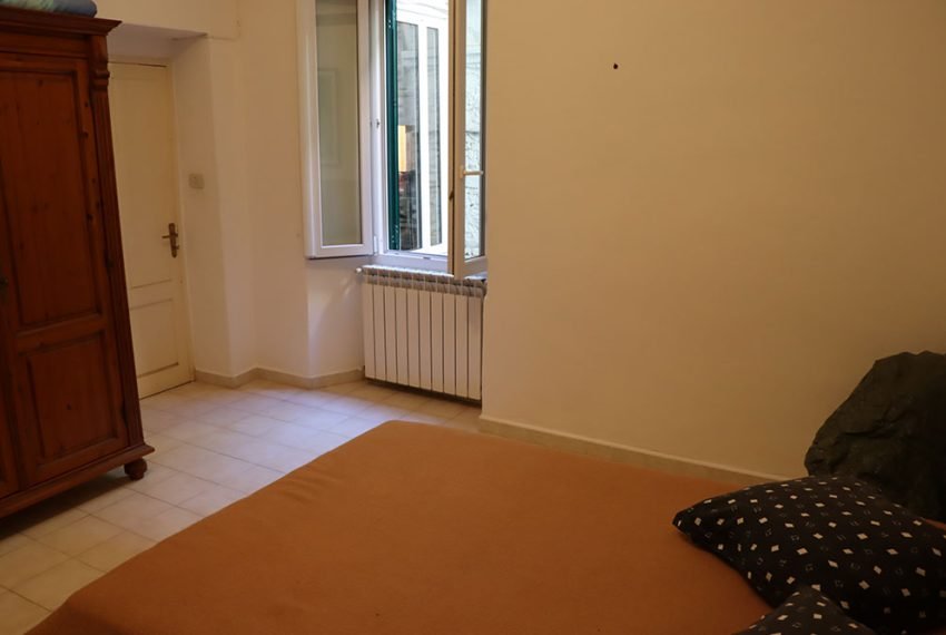 Dolceacqua liguria apartment for sale le 45036 115