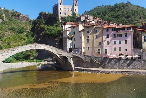 Dolceacqua Liguria apartment for sale le 45091 100