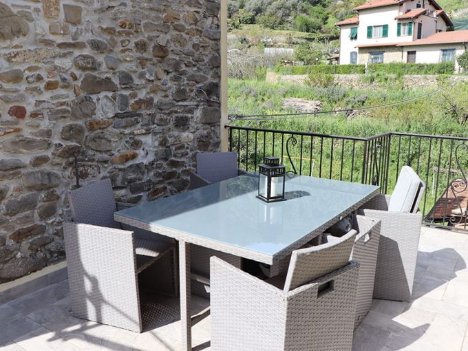 Dolceacqua Liguria village house for sale le 46001 147