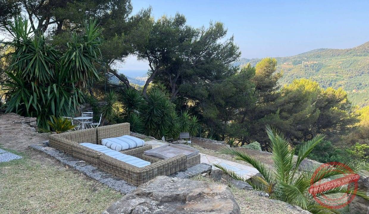 Dolceacqua-Liguria-villa-for-sale-le-46011-447