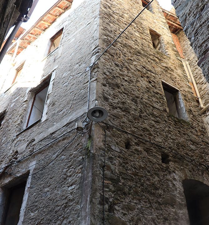 Dolceacqua-Liguria-apartment-for-sale-le-46028-103