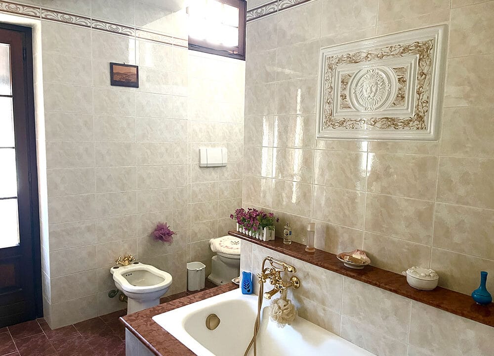 Camporosso-Liguria-villa-for-sale-le-46036-117