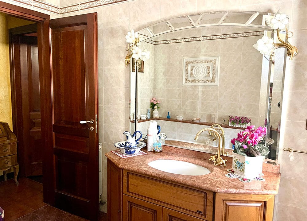 Camporosso-Liguria-villa-for-sale-le-46036-118