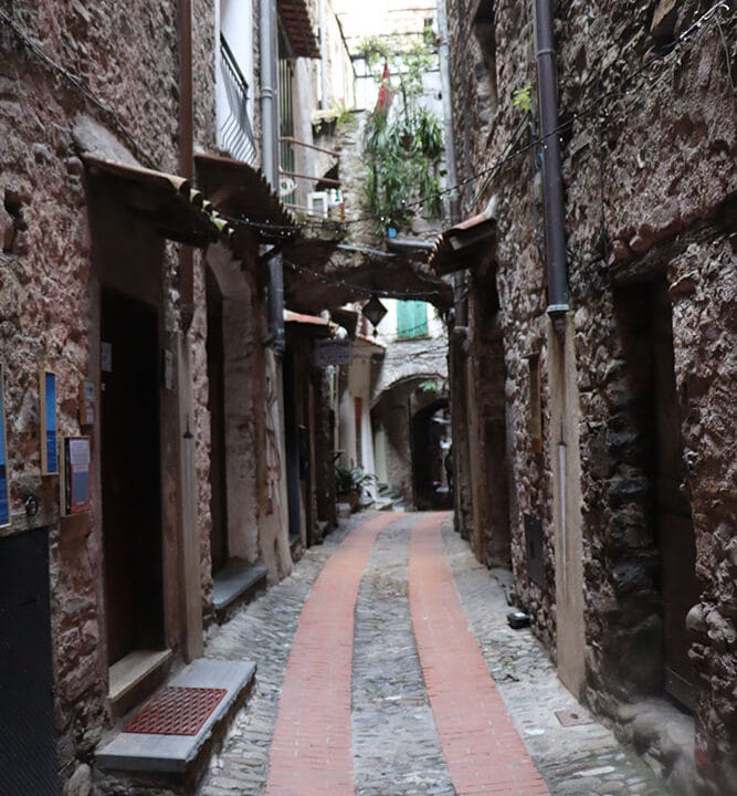 Dolceacqua-Liguria-apartment-for-sale-le-46037-137