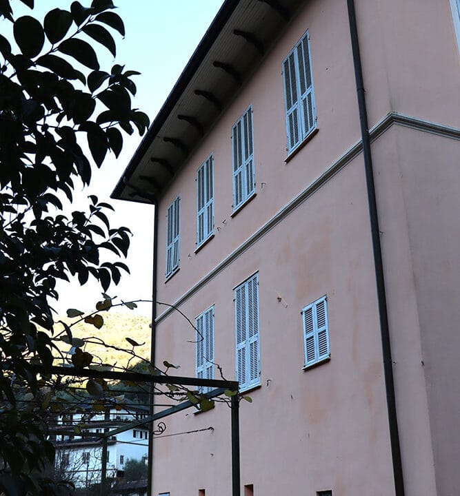 Pigna-Liguria-villa-for-sale-le-46038-105