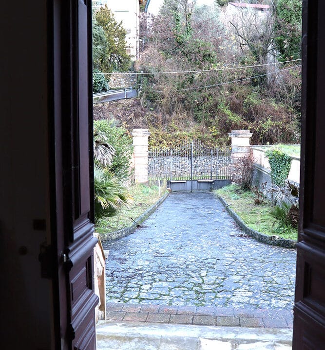 Pigna-Liguria-villa-for-sale-le-46038-120