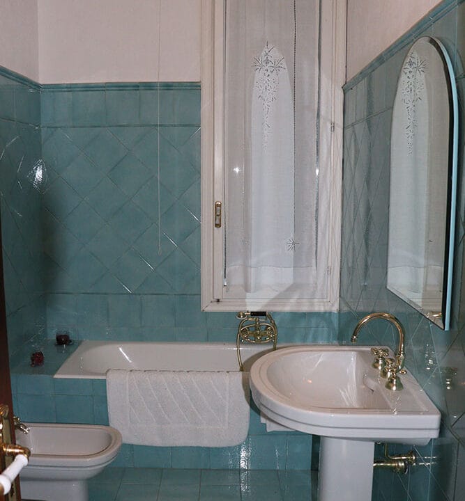 Pigna-Liguria-villa-for-sale-le-46038-335