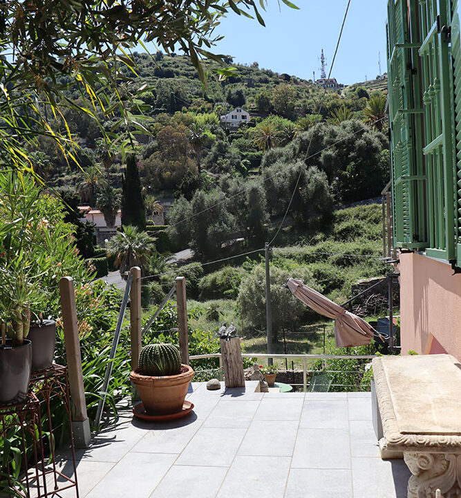 Bordighera-Liguria-villa-for-sale-le-46048-146