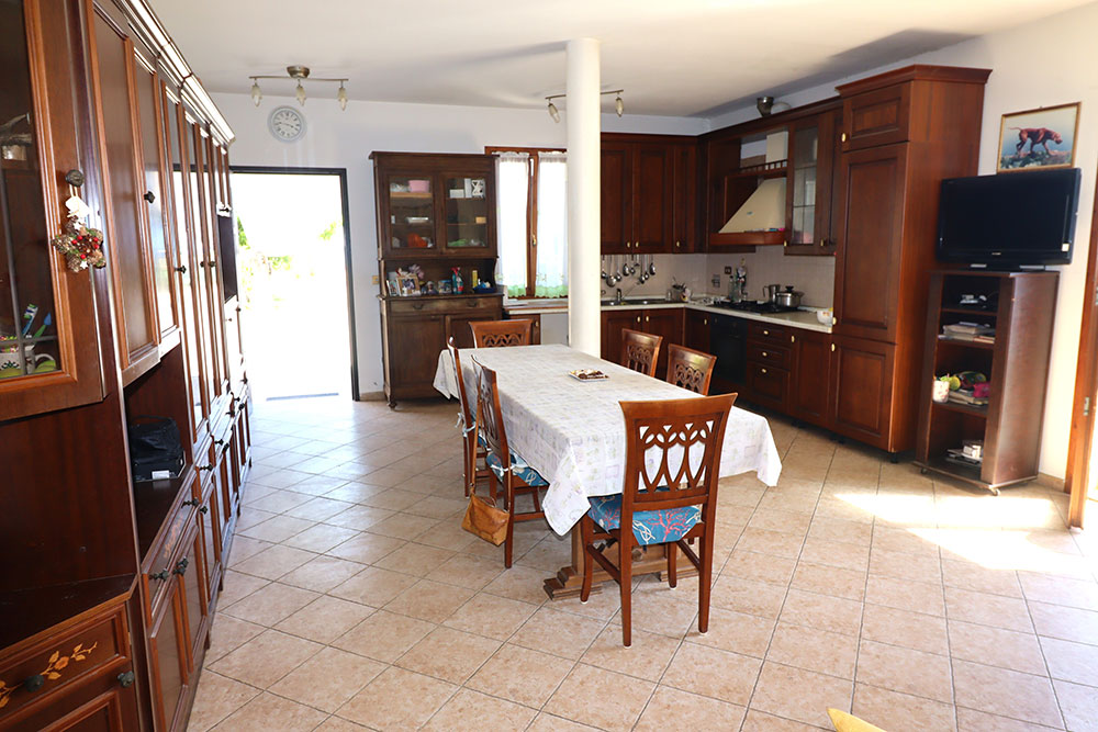 Bordighera-Liguria-villa-for-sale-le-46049-108